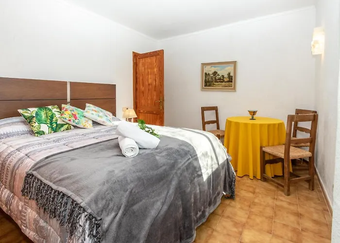 Villa Granoters By Homevillas360